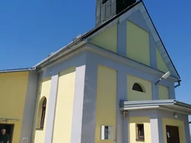 injektáž rímskokatolícky kostol obec Tročany